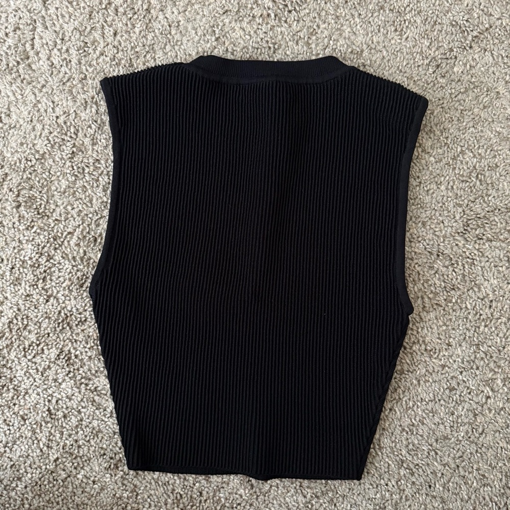Aritiza sculpt ribbed knit Top - Picture 6 of 7